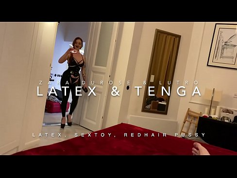 ❤️ Usisi otholwa enekhanda elibomvu egqoke imvunulo ye-latex ebhejwa usingamzali ❌  kithi  ❌️